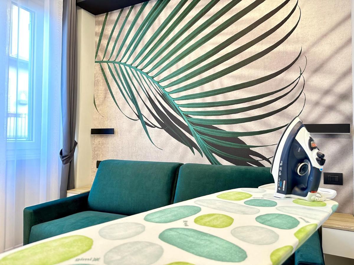 Prestige Duomo Apartment - Lake Комо Экстерьер фото